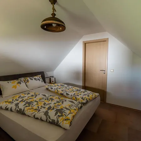 Weinspitz - Wellness House * Miklavz pri Ormozu