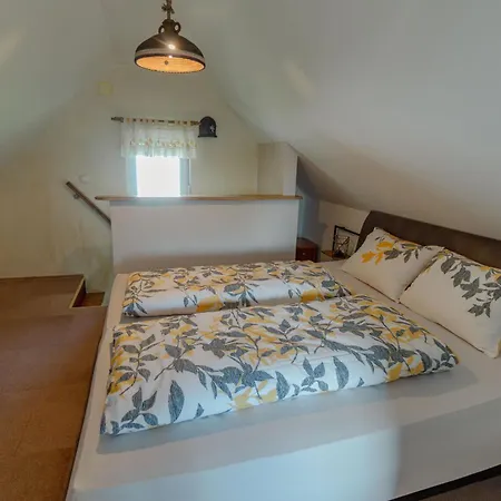 Holiday home Weinspitz - Wellness House Miklavz pri Ormozu