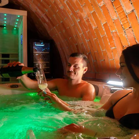 Holiday home Weinspitz - Wellness House