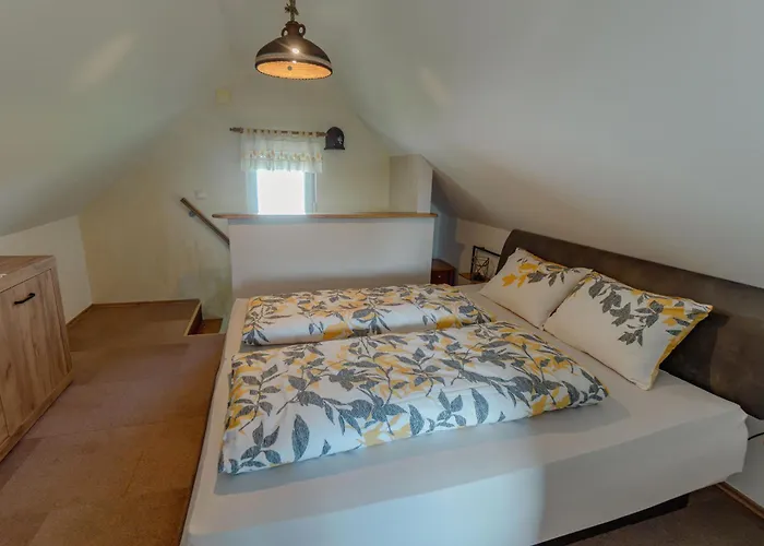 בית נופש Weinspitz - Wellness House Miklavz pri Ormozu